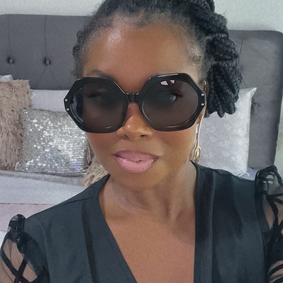 New Arrival Sunglasses “Magic” 🕶️ - Picture 7 of 8